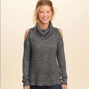 Hollister sweater